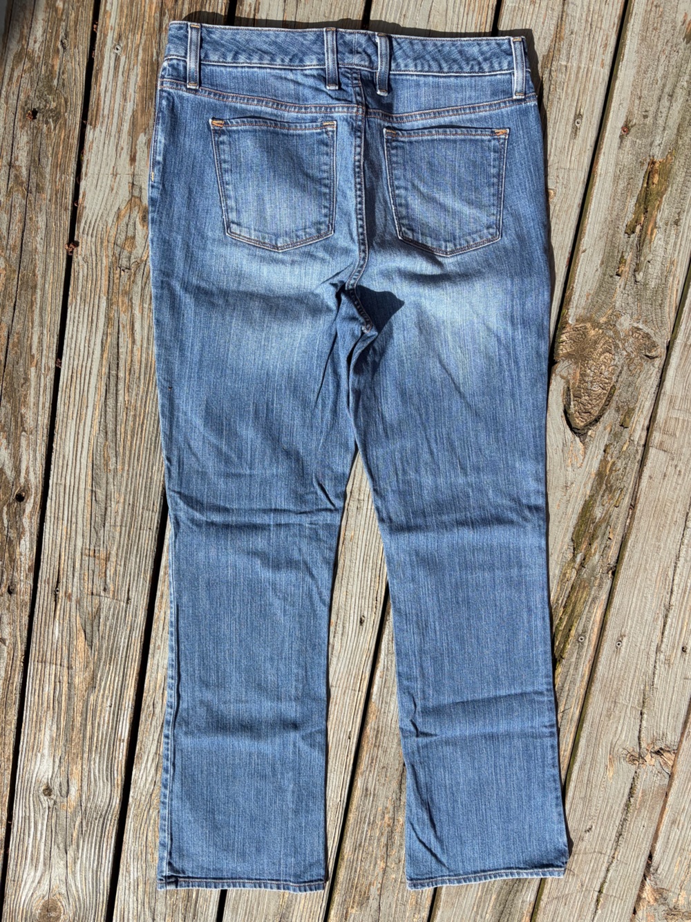 L.L. Bean Medium Blue Flare Jeans 10MT Favorite Fit - Picture 11 of 12